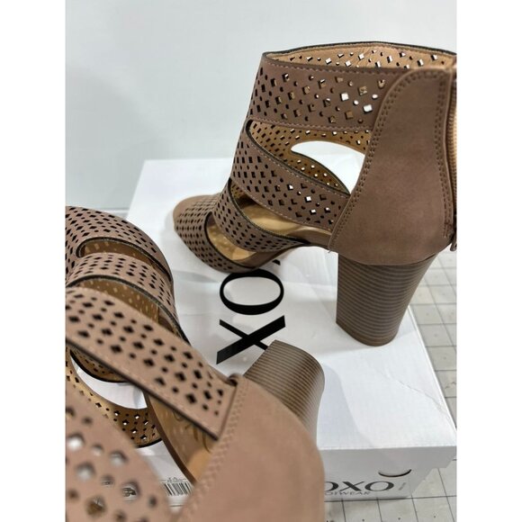 XOXO Women's Casual Boots Sand - Sand Perforated Peep-Toe Beamer Ankle Boot - Wo - Picture 7 of 9